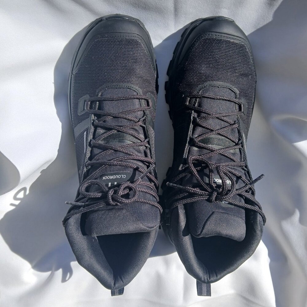 On Cloudrock Mid Waterproof Hiking Boots size 11, like new